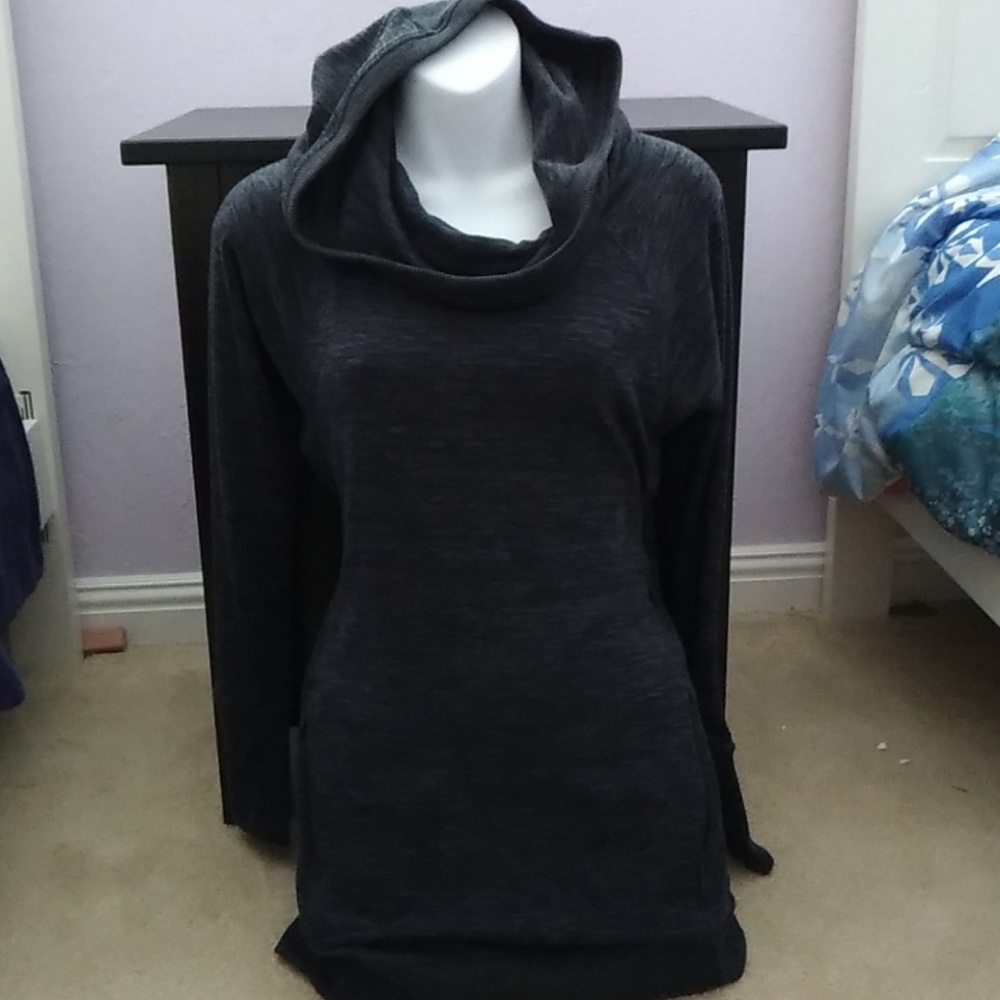 Athleta sweater